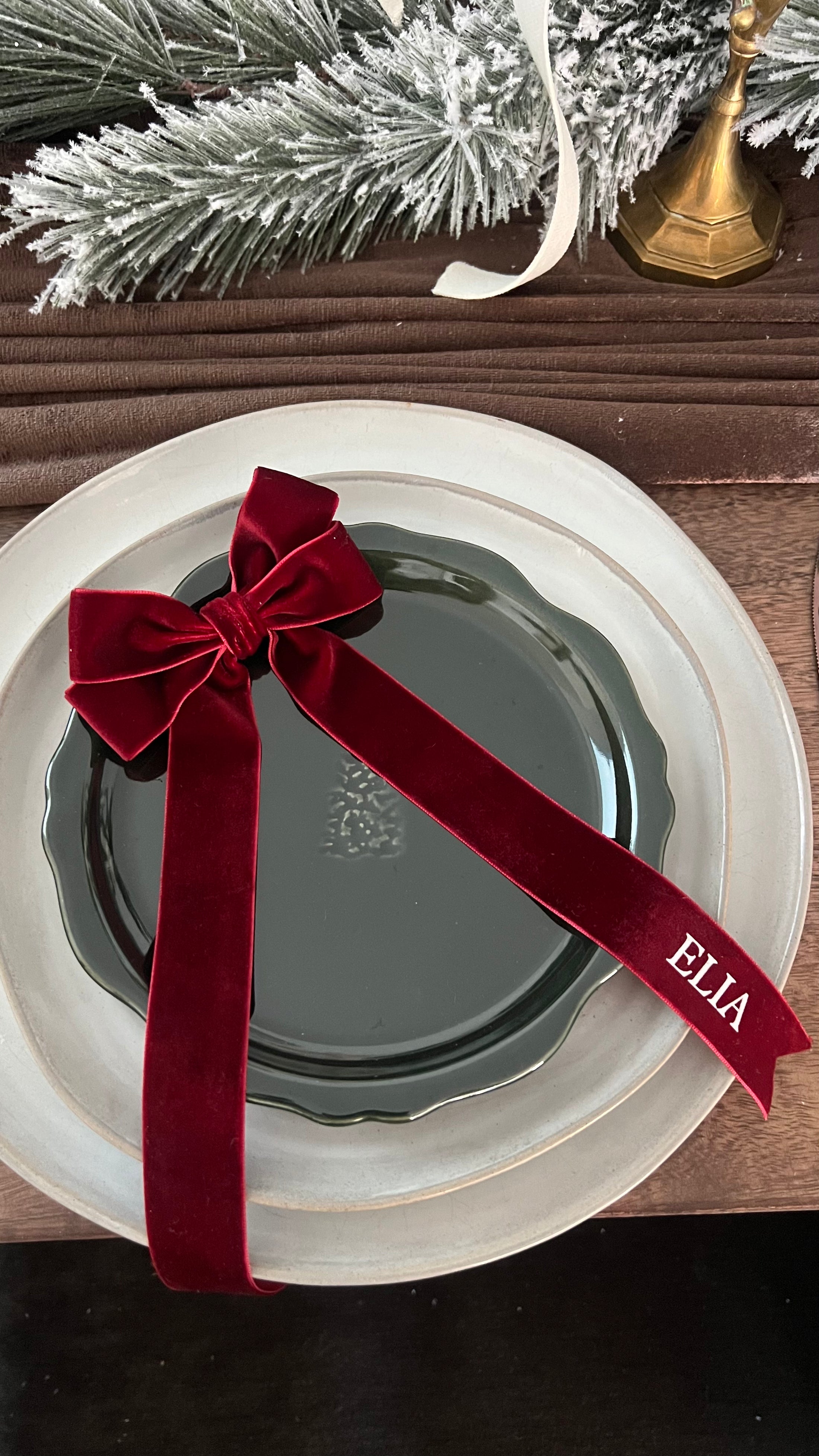 Velvet Bow Place Cards